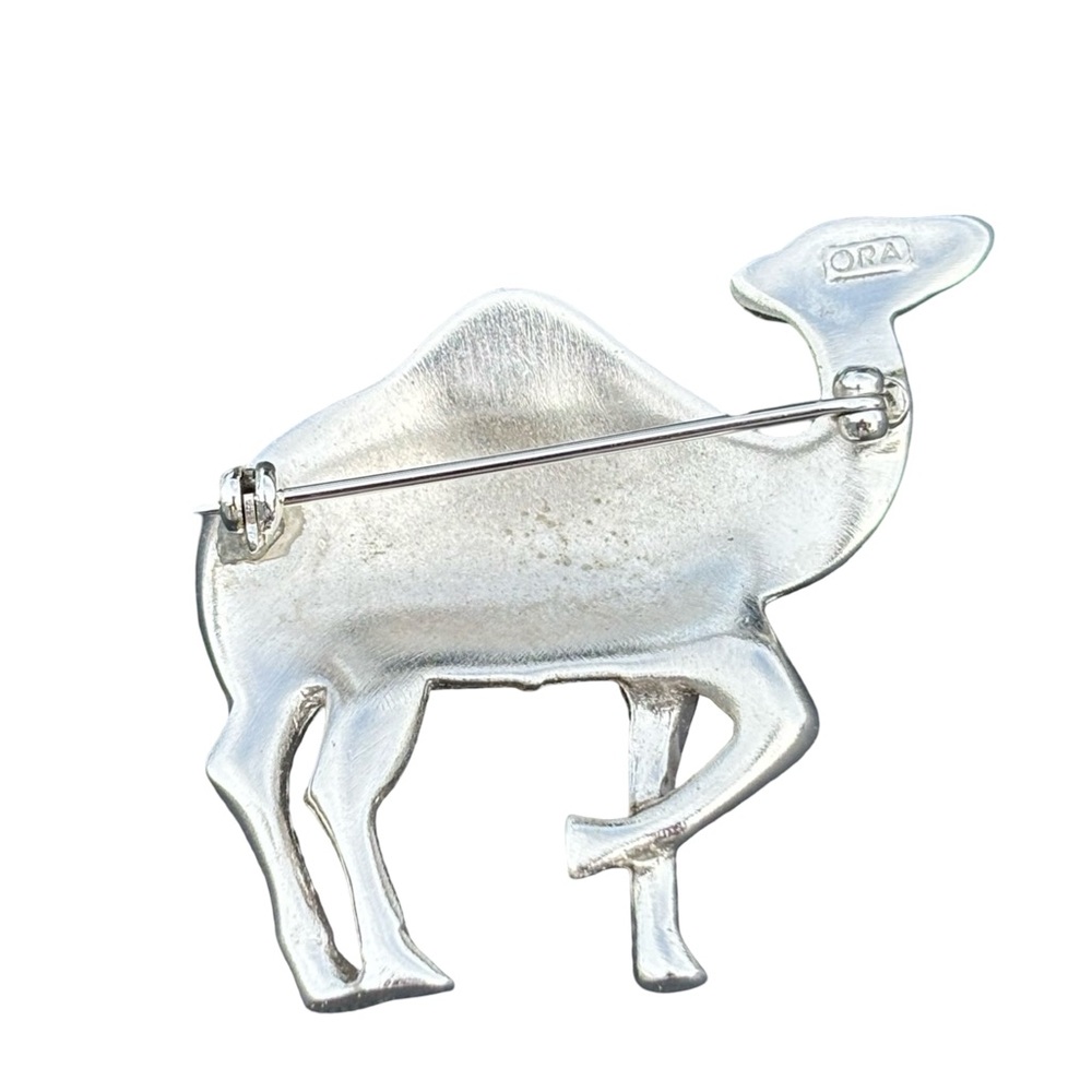 Vintage ORA Rhinestone Camel Brooch Silver Tone Green Eye Figural Pin MCM - Picture 2 of 3